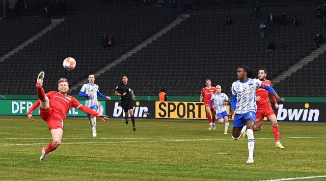 只会吃饭睡觉打拜仁，门兴竟被德乙保级队3球淘汰